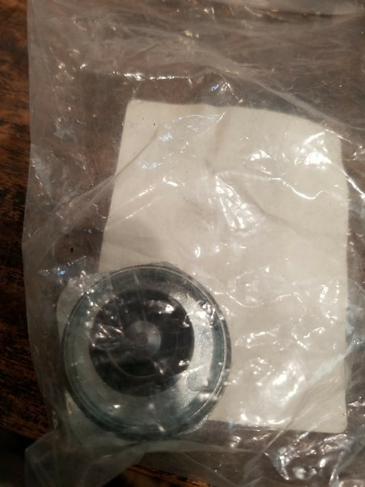 1 Advance Vacuum Part 56704049 / Roller Support / Carpet Twin