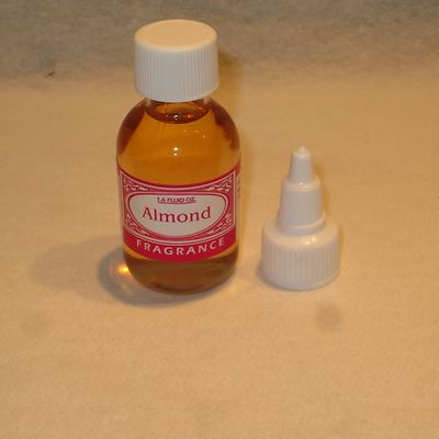 1 Fragrances Ltd Vacuum Part ALMOND / Almond FRAGRANCE-1.6oz Oil Base